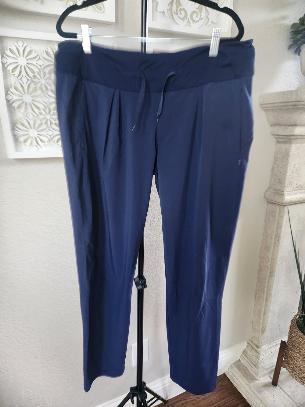 Puma Women's Navy Drawstring Performance Pants